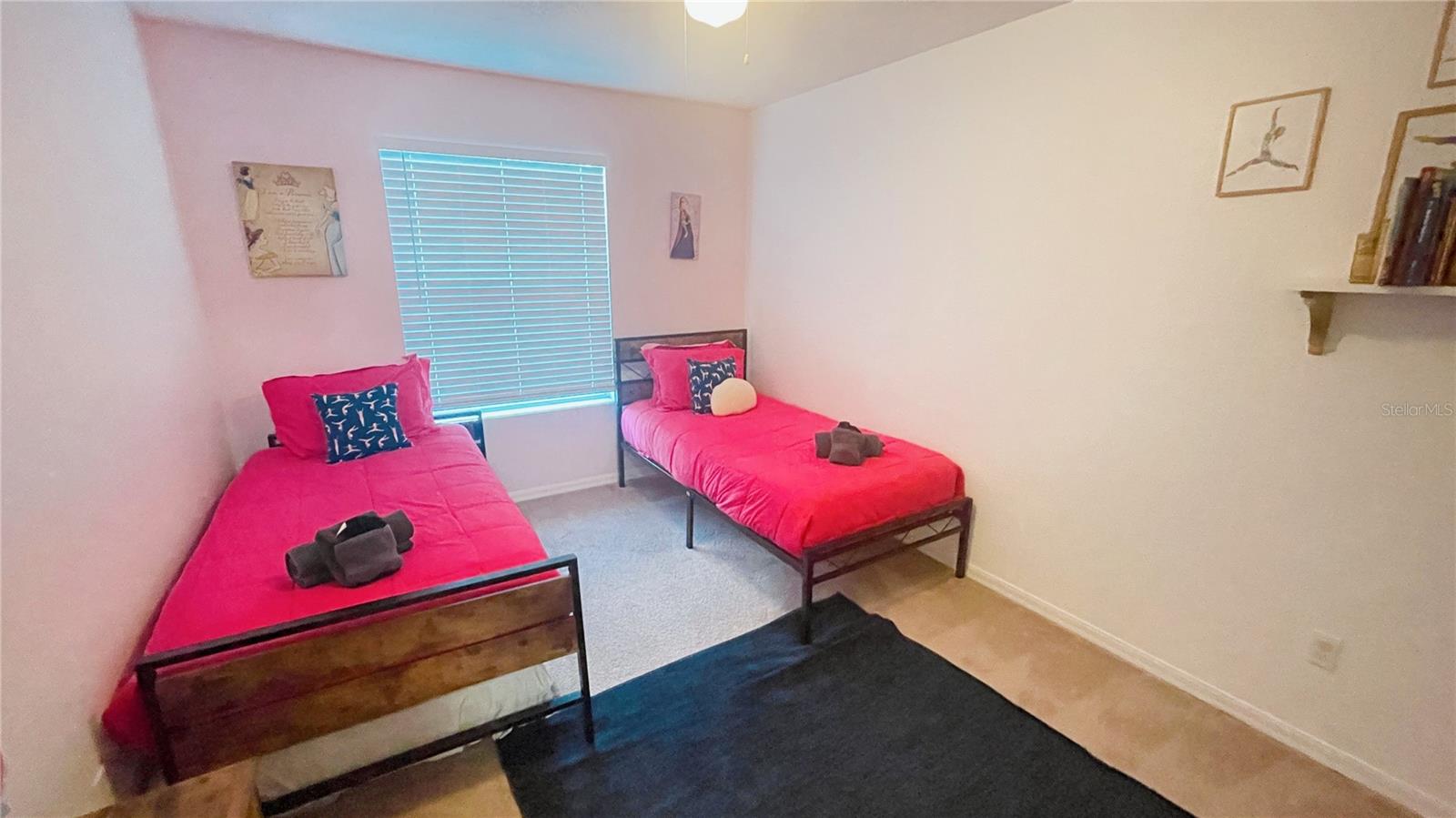 PINEWOOD COUNTRY ESTATES - Residential