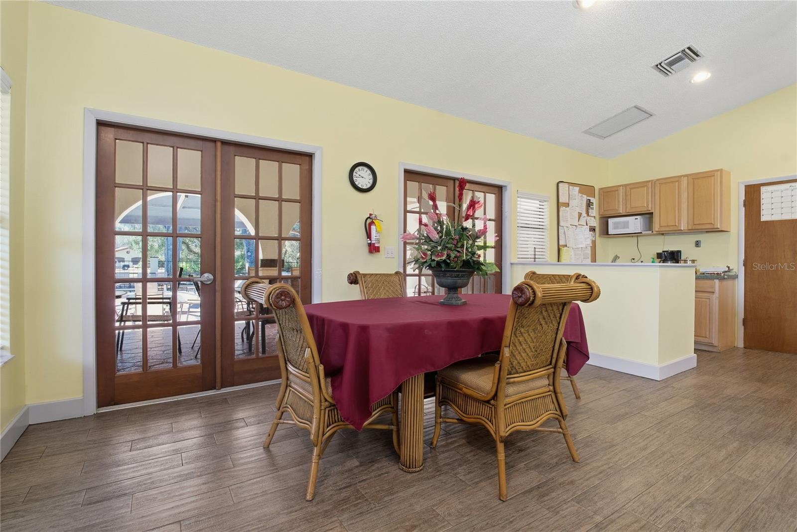 GRENELEFE CLUB ESTATES - Residential