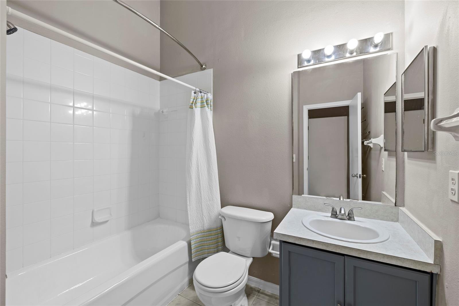 OSPREY RUN TWNHMS - Residential