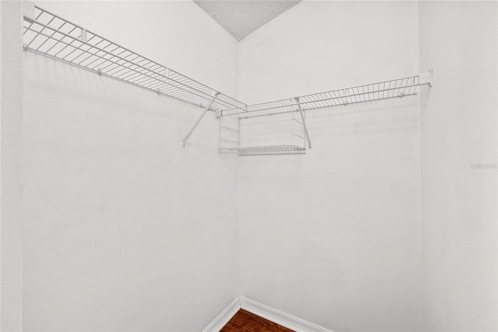 OSPREY RUN TWNHMS - Residential