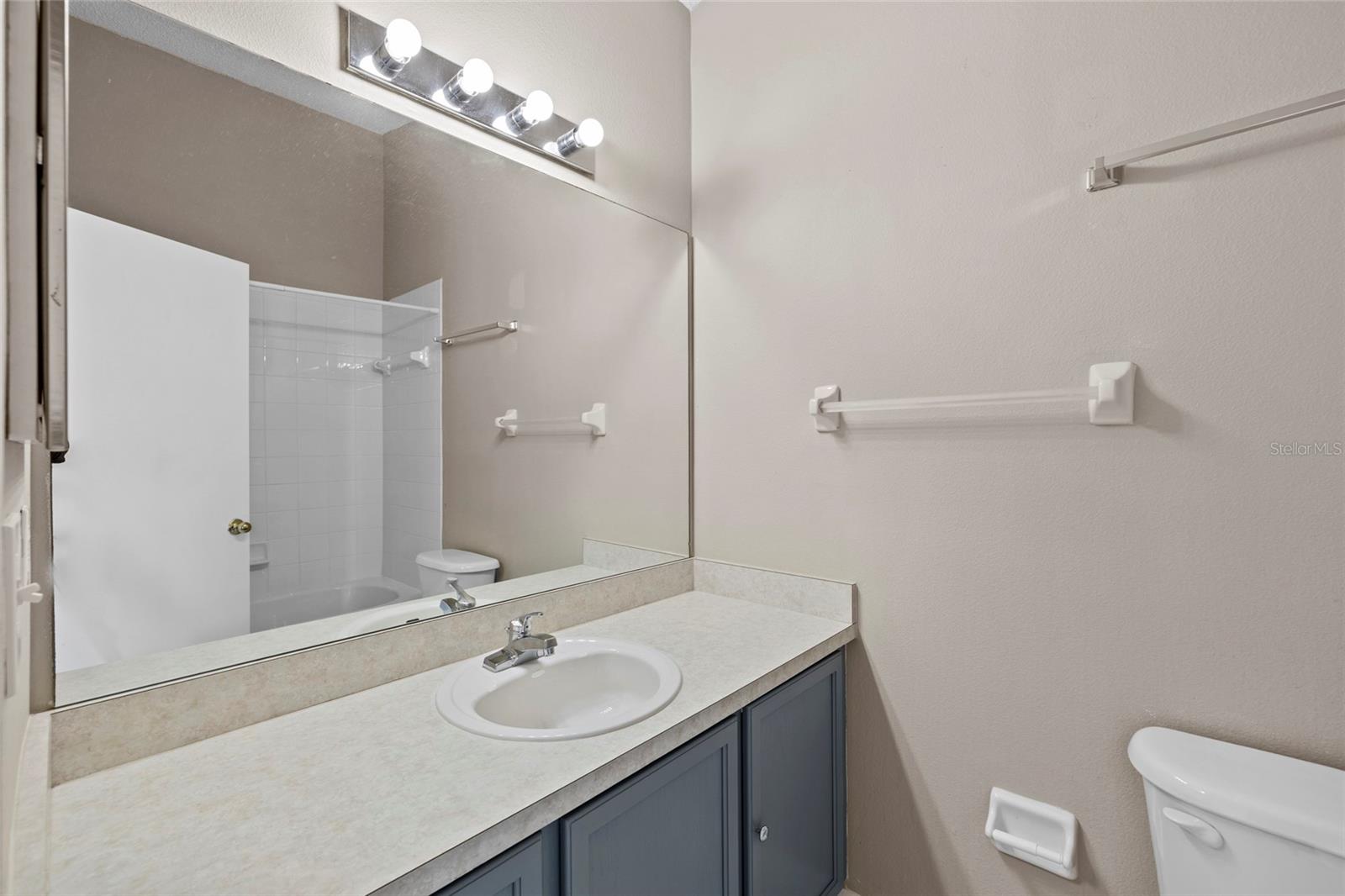 OSPREY RUN TWNHMS - Residential