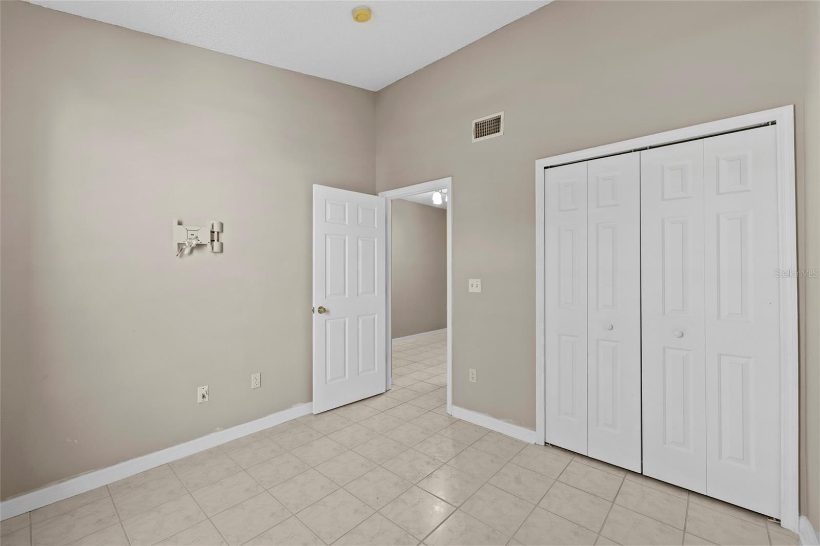 OSPREY RUN TWNHMS - Residential