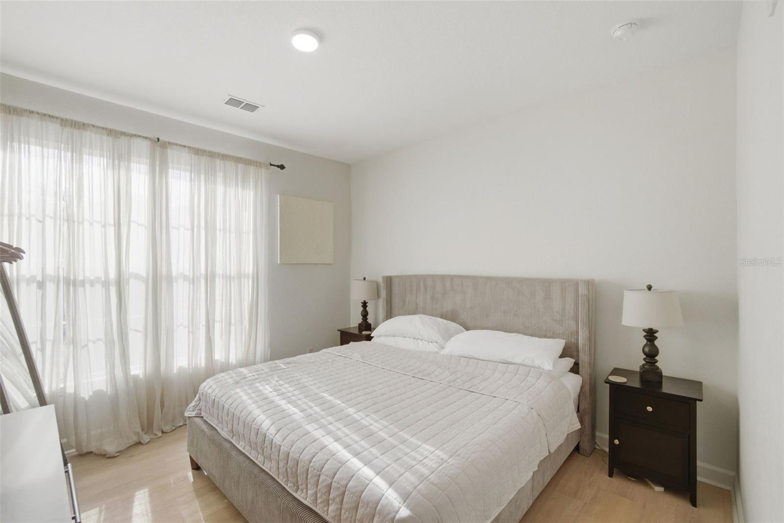 VILLAS AT SECRET LAKE CONDO - Residential