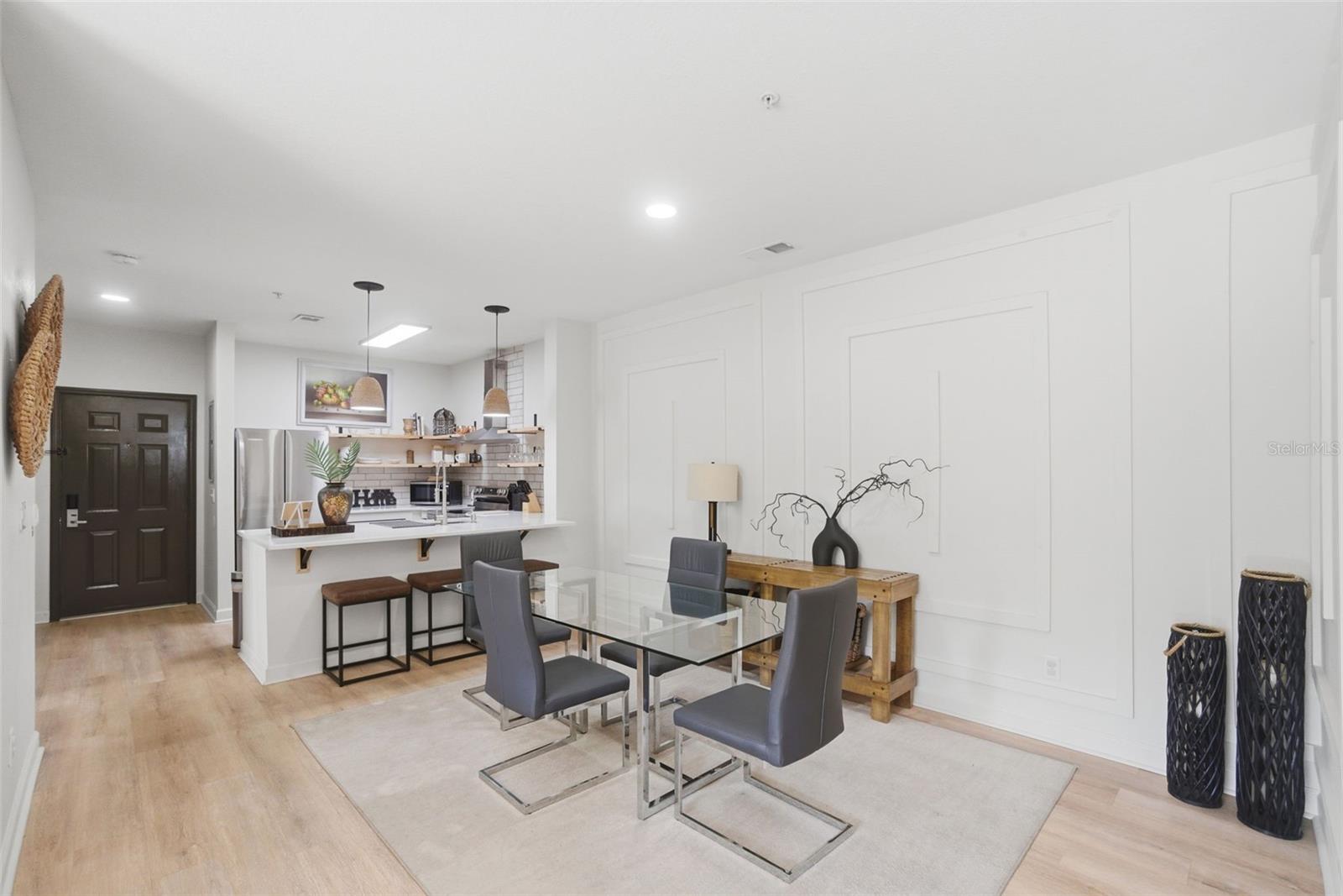 VILLAS AT SECRET LAKE CONDO - Residential