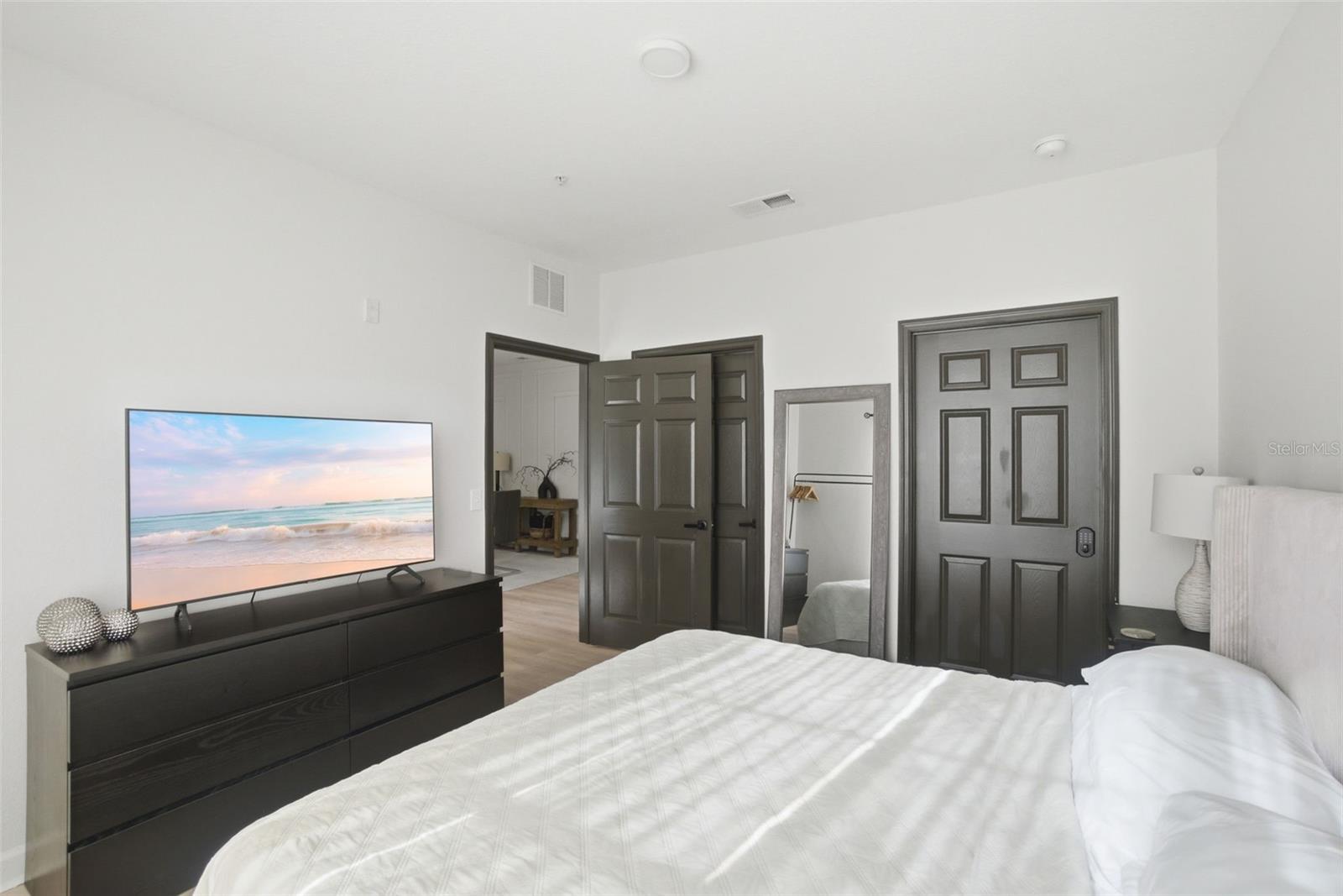 VILLAS AT SECRET LAKE CONDO - Residential