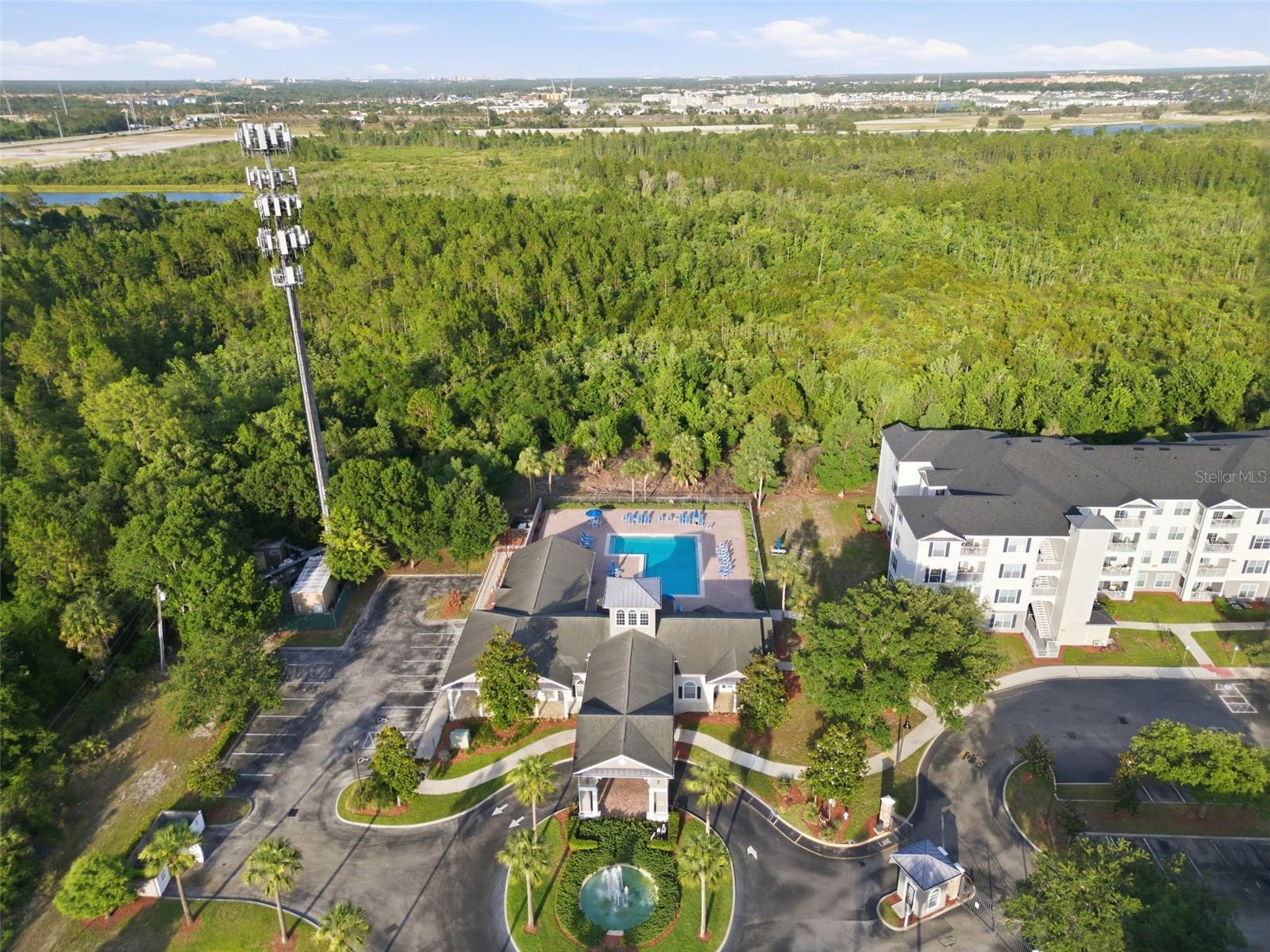 VILLAS AT SECRET LAKE CONDO - Residential