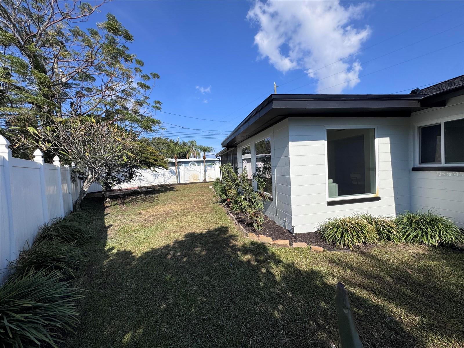 BAY RIDGE ESTATES 2ND ADD - Residential