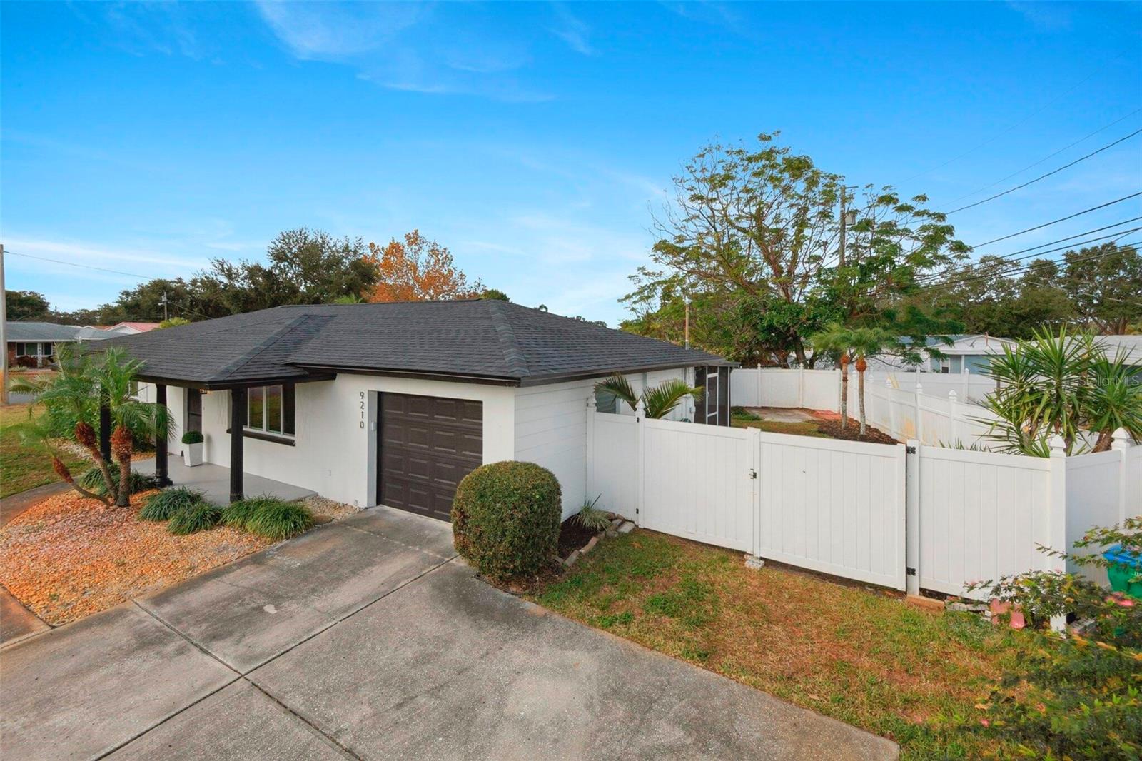 BAY RIDGE ESTATES 2ND ADD - Residential