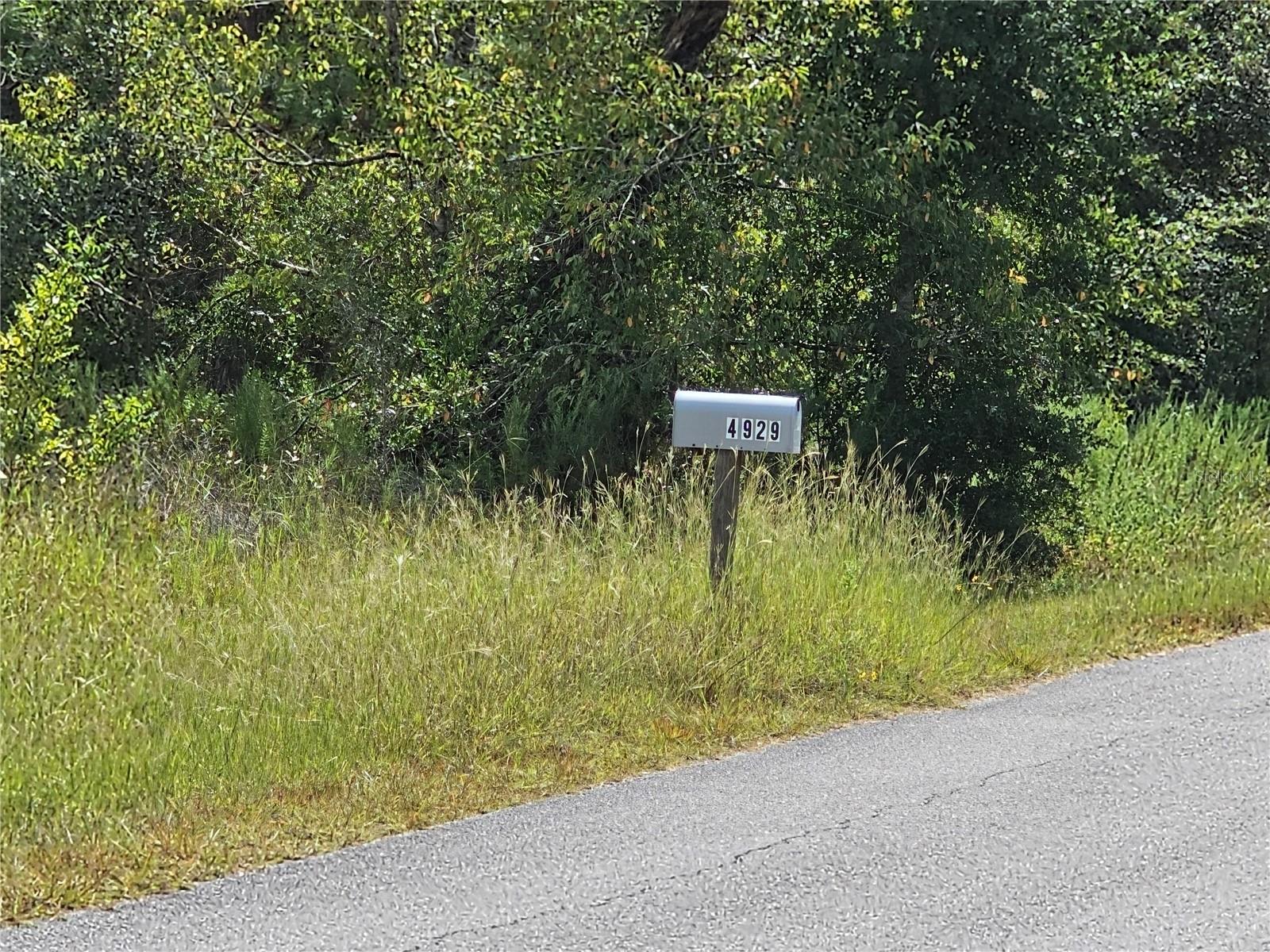RAINBOW LAKES ESTATE - Land