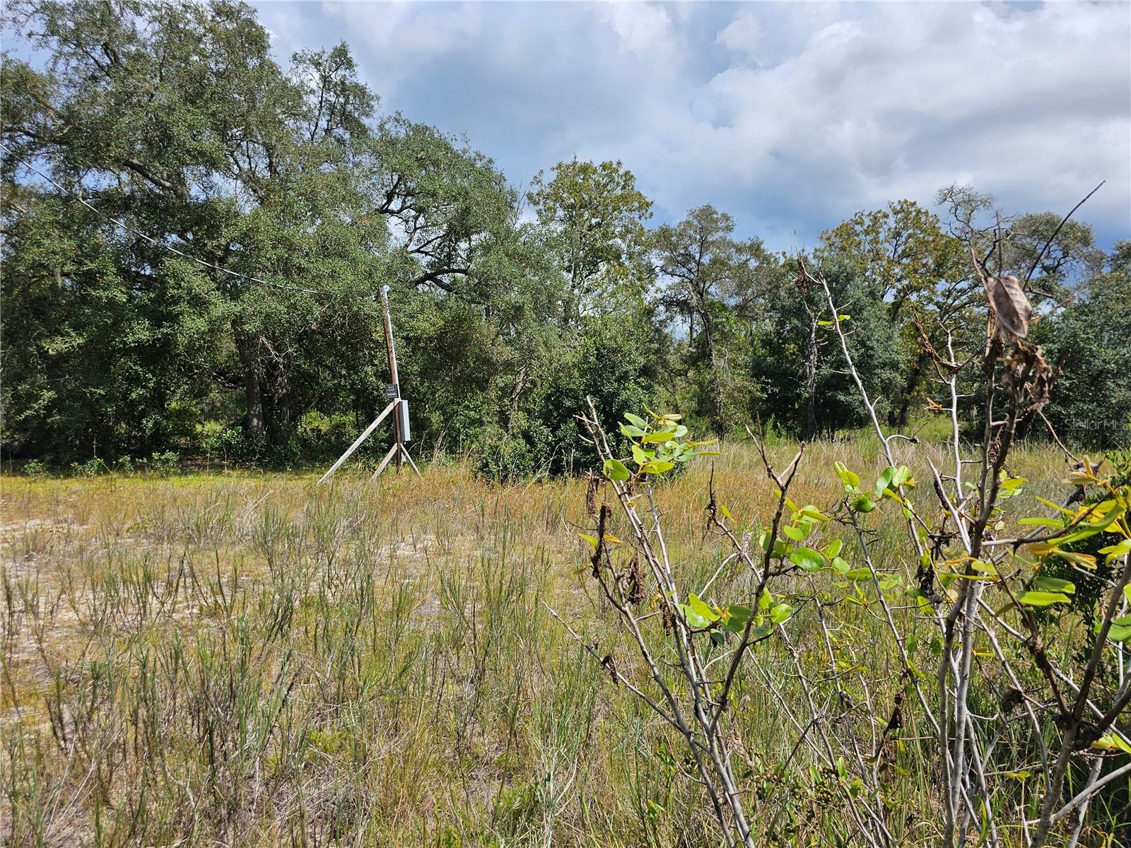 RAINBOW LAKES ESTATE - Land