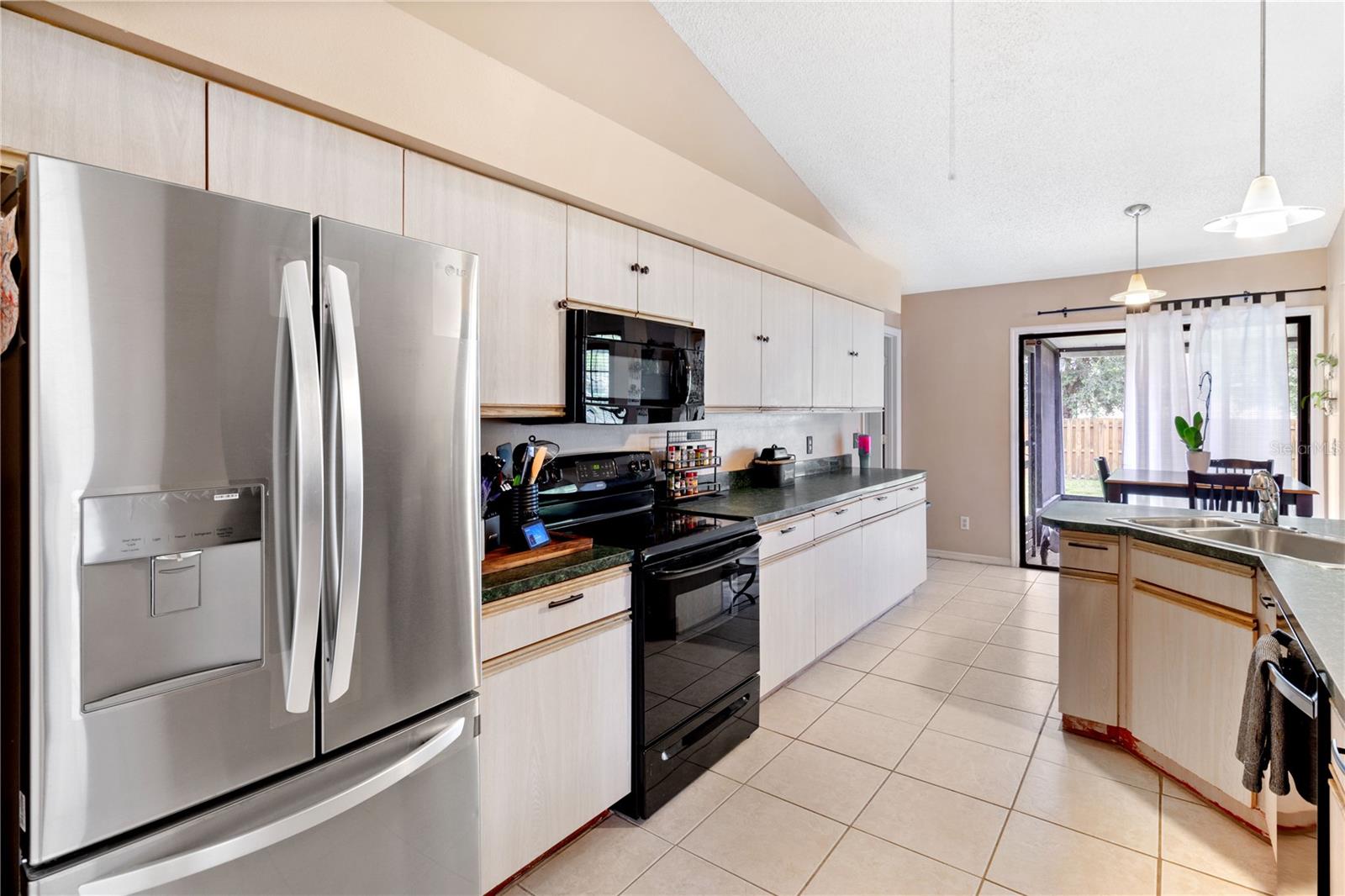 , PORT ST LUCIE, FL, 34953/$345,000 1 2646137103
