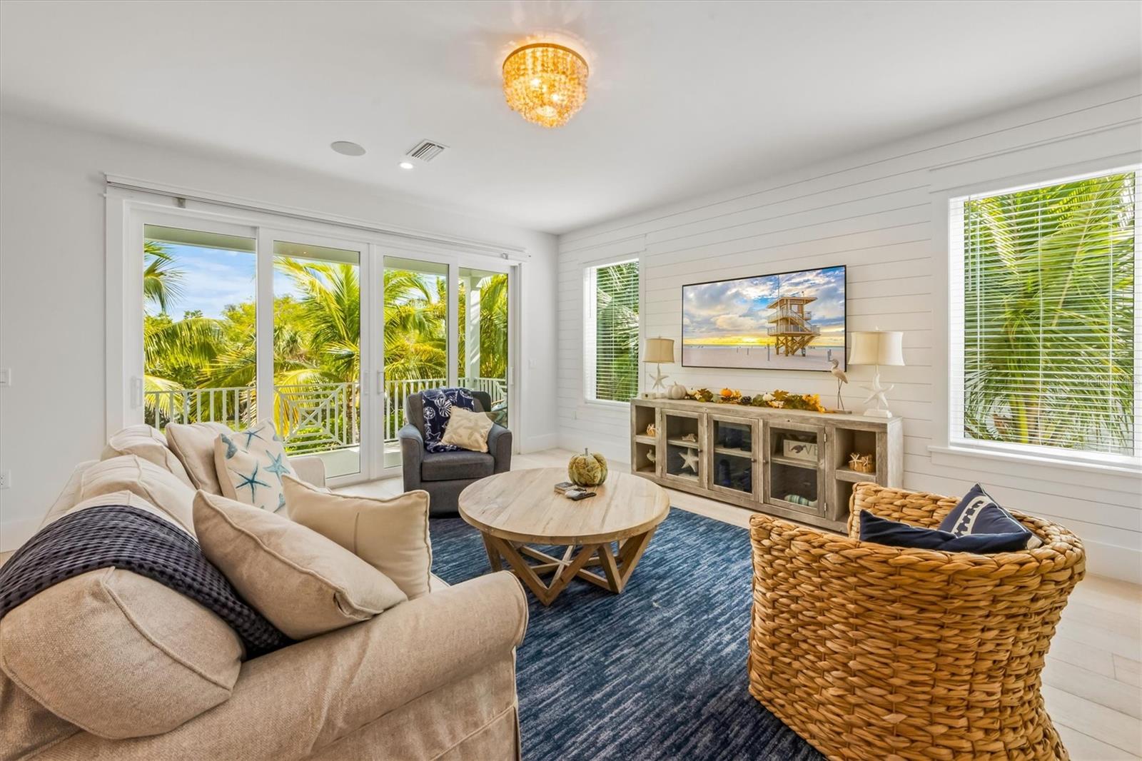 LAKE LA VISTA - Residential