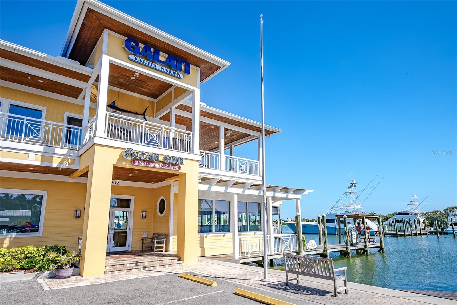 LAKE LA VISTA - Residential