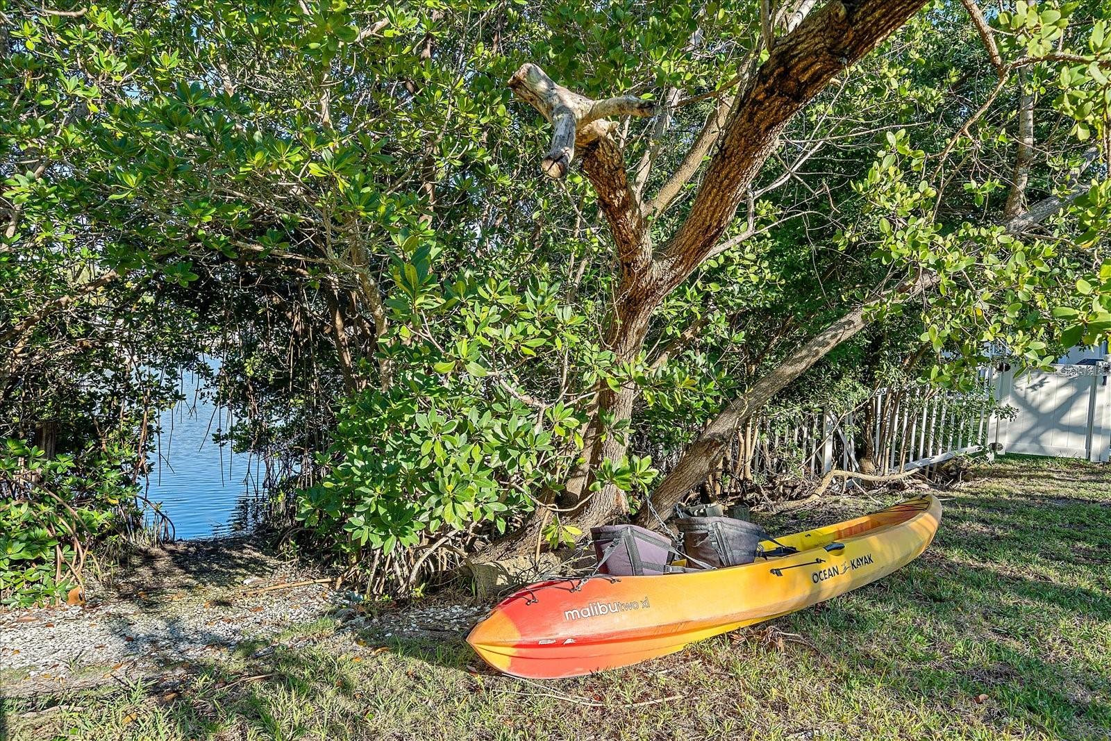 LAKE LA VISTA - Residential