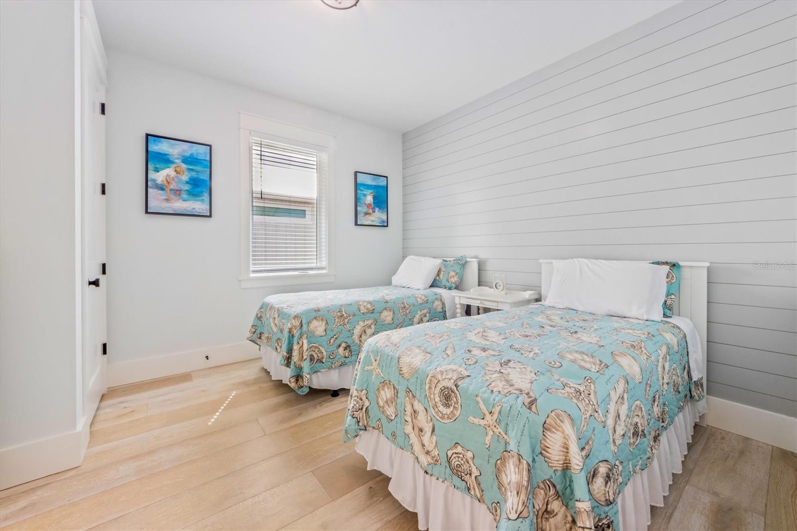 LAKE LA VISTA - Residential