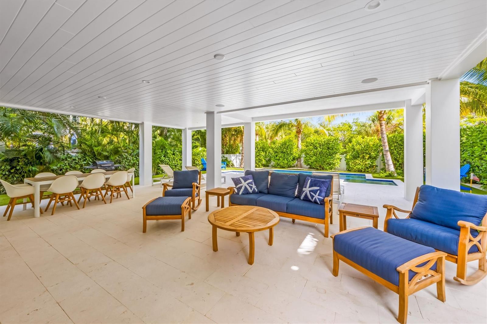 LAKE LA VISTA - Residential