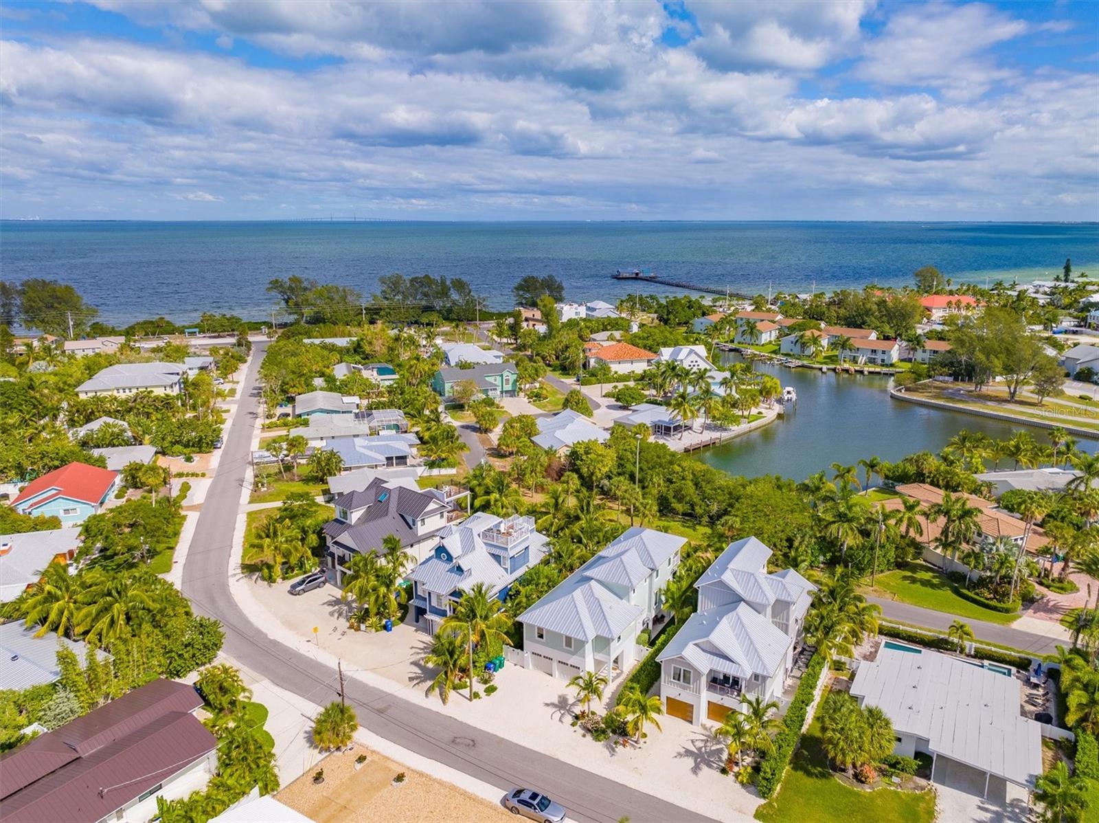 LAKE LA VISTA - Residential