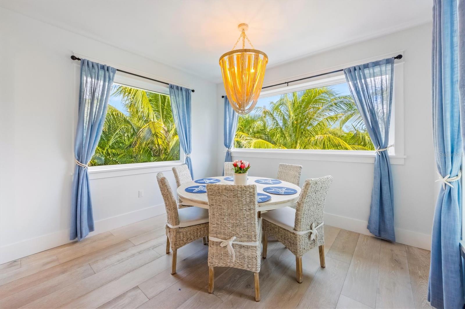 LAKE LA VISTA - Residential