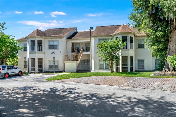 970 N SPRING GARDEN AVE APT 212, DELAND, FL 32720 - Image 8fbd0b57b92920311fda721b4e0f9e10/4152163608
