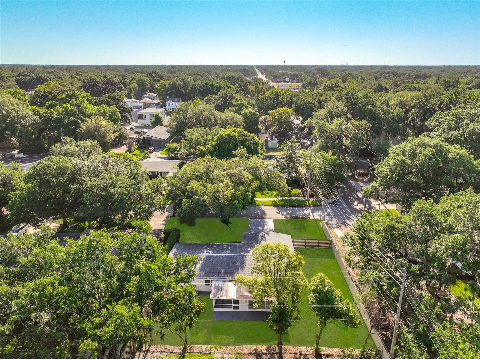 BEL AIR HILLS - Residential