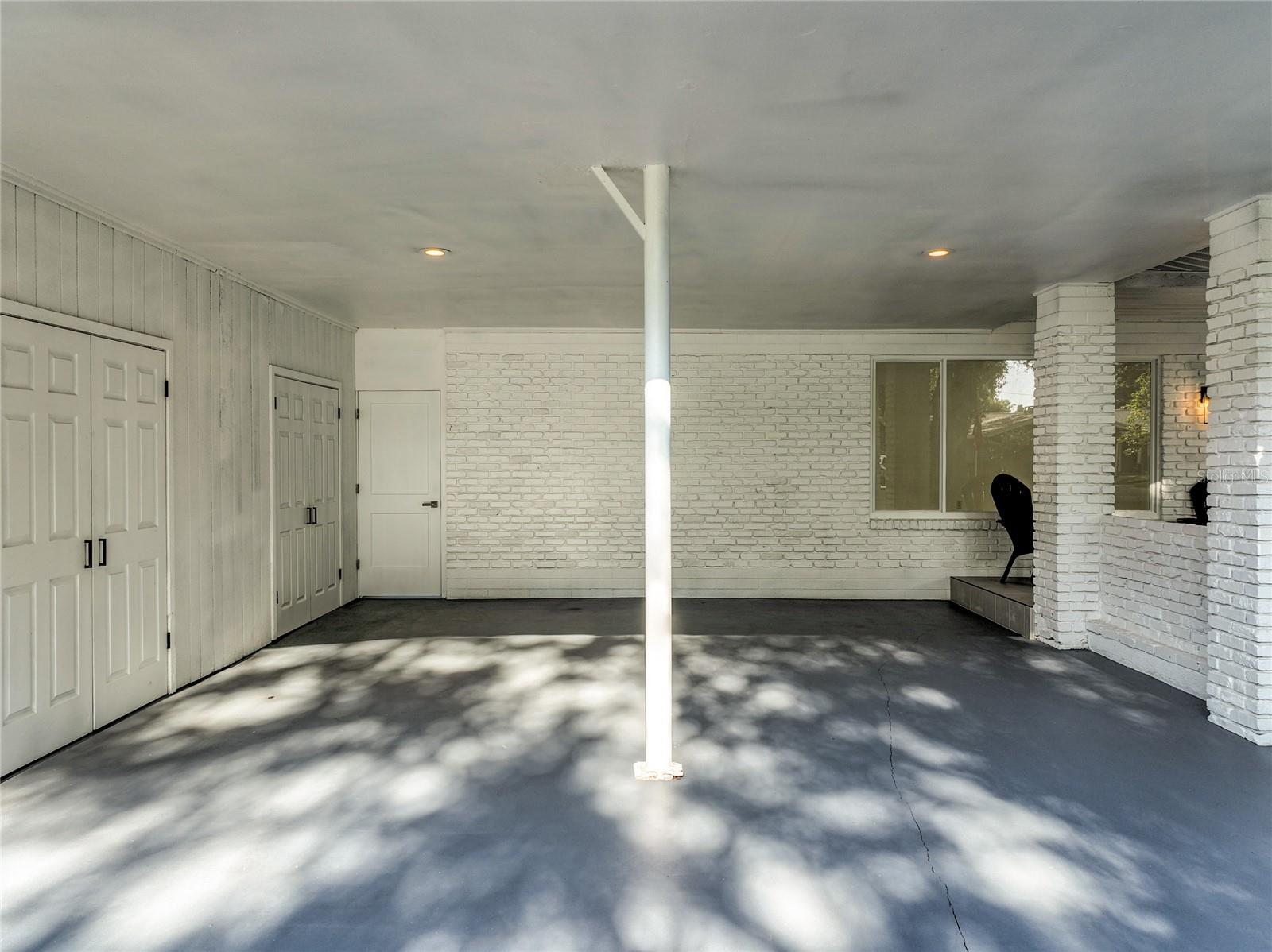 BEL AIR HILLS - Residential