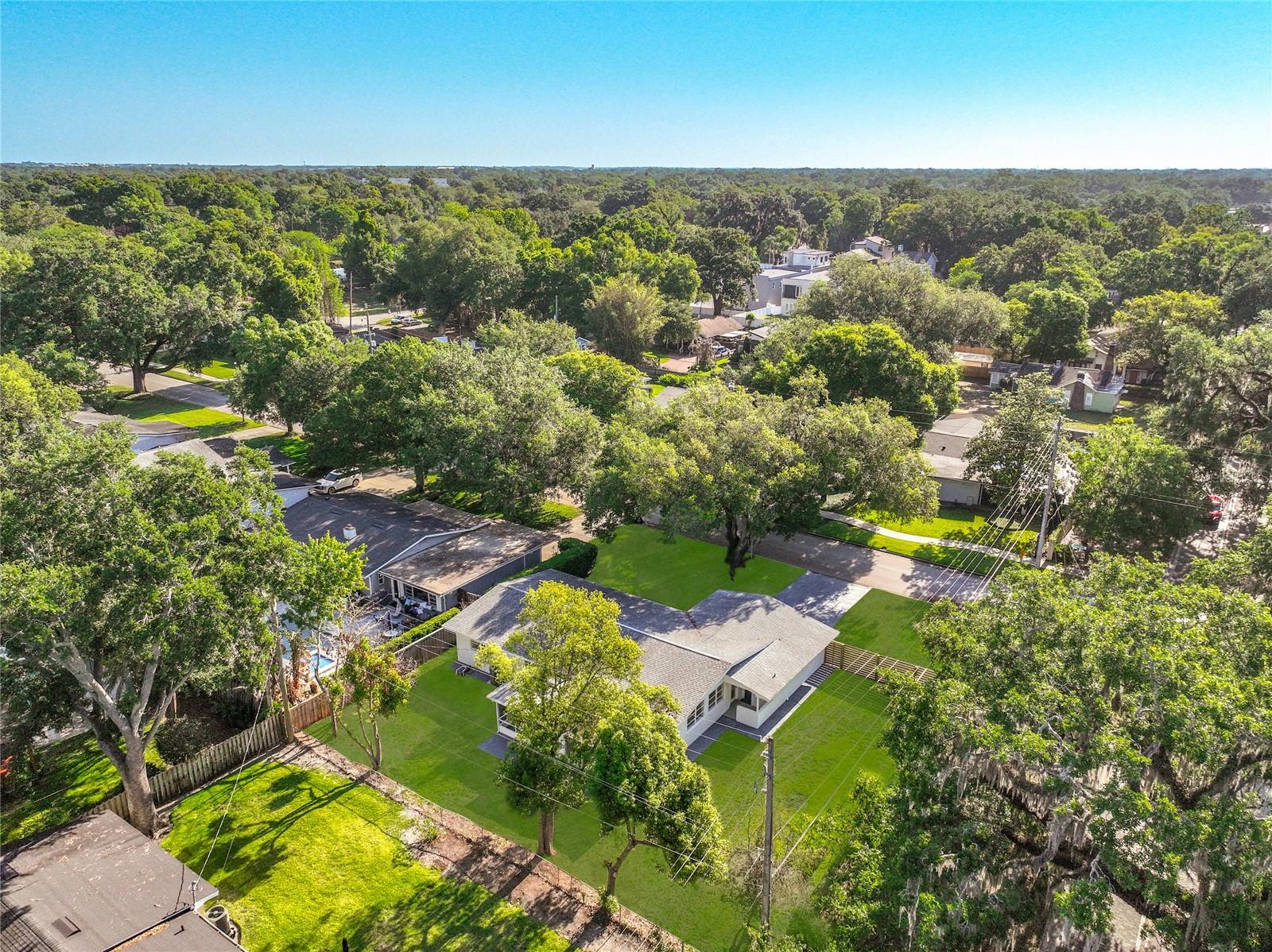 BEL AIR HILLS - Residential