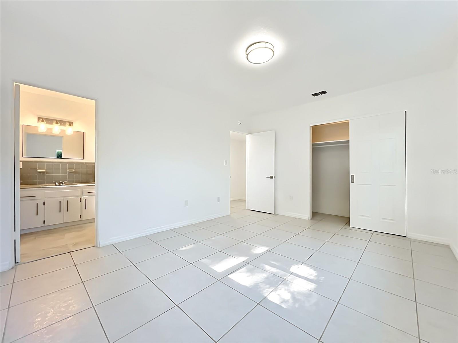 BEL AIR HILLS - Residential