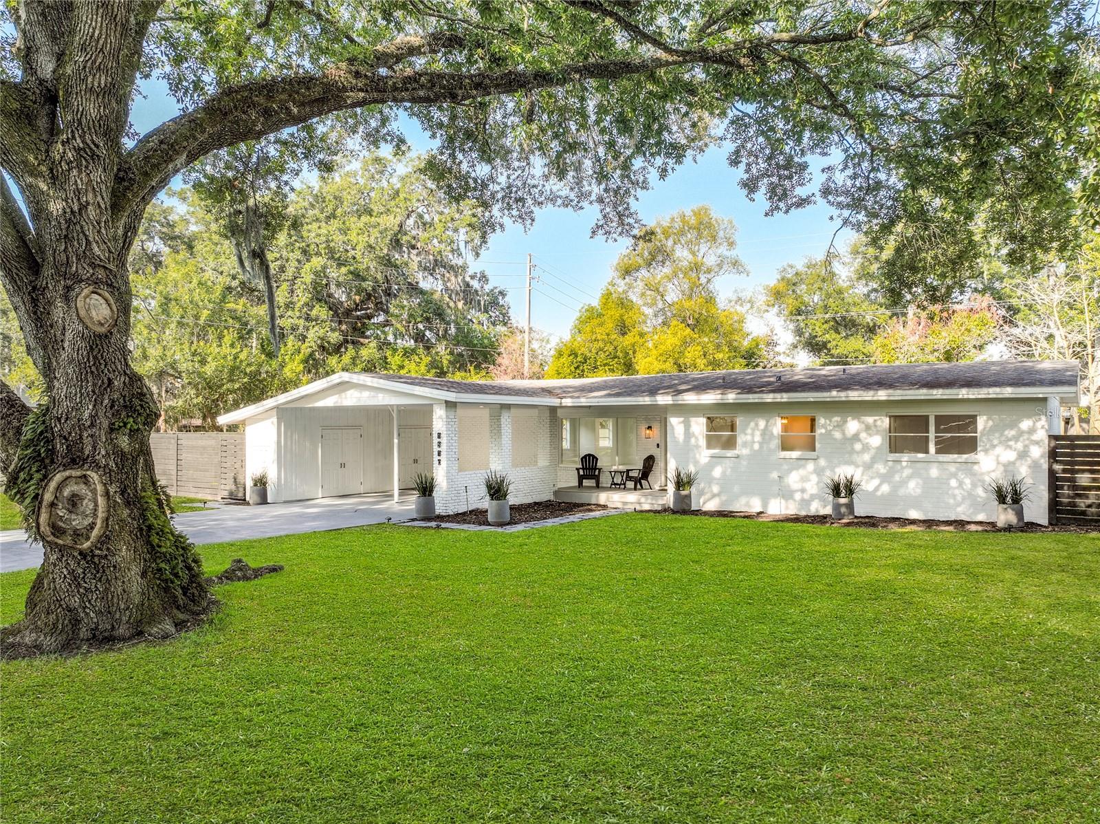 BEL AIR HILLS - Residential