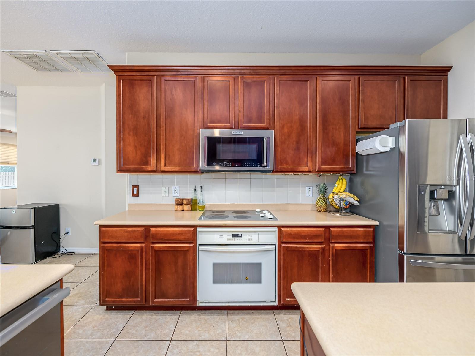 LAKE WEEKS - Residential