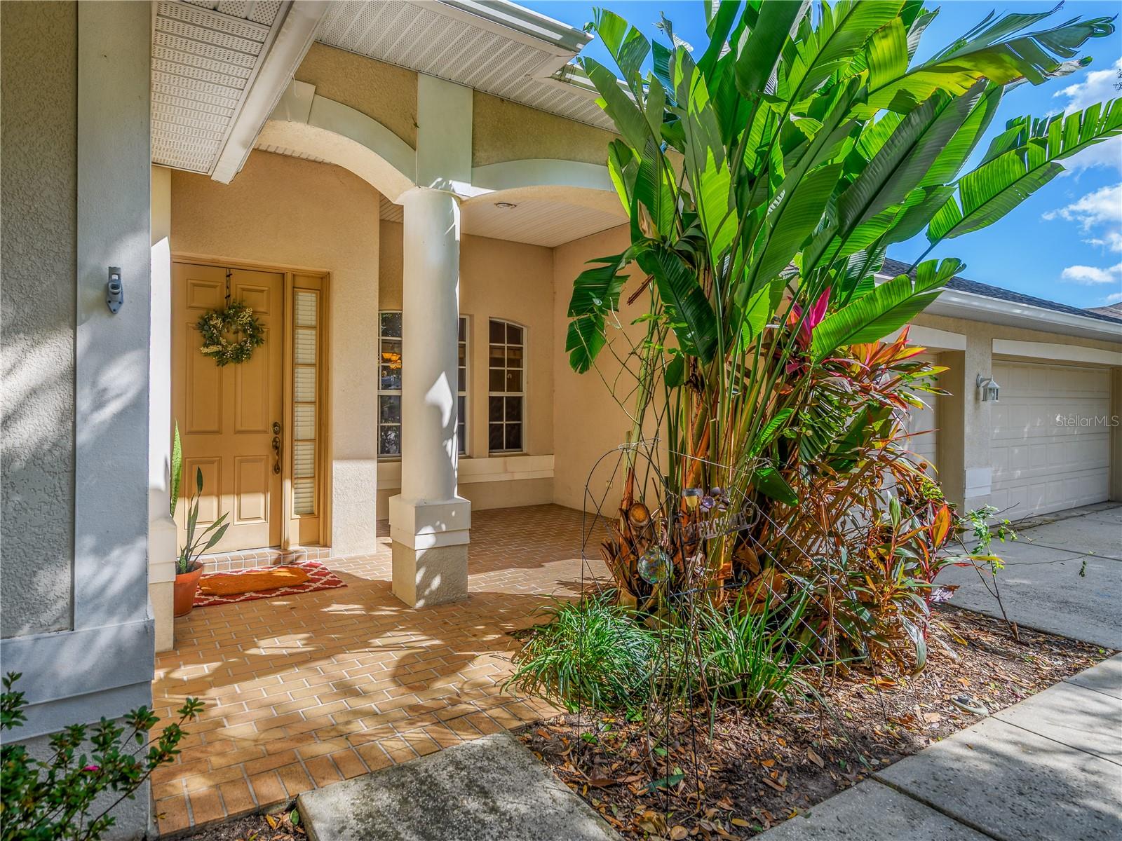 LAKE WEEKS - Residential