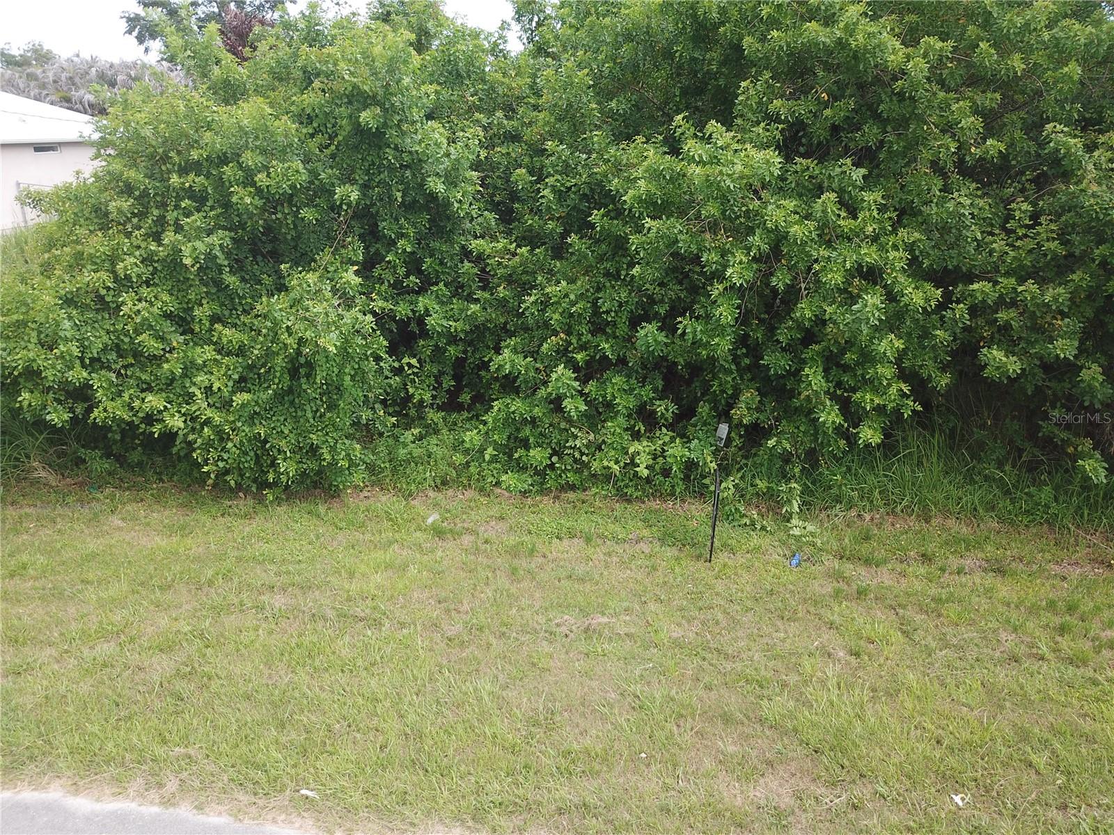 1743 SE MANTH LANE