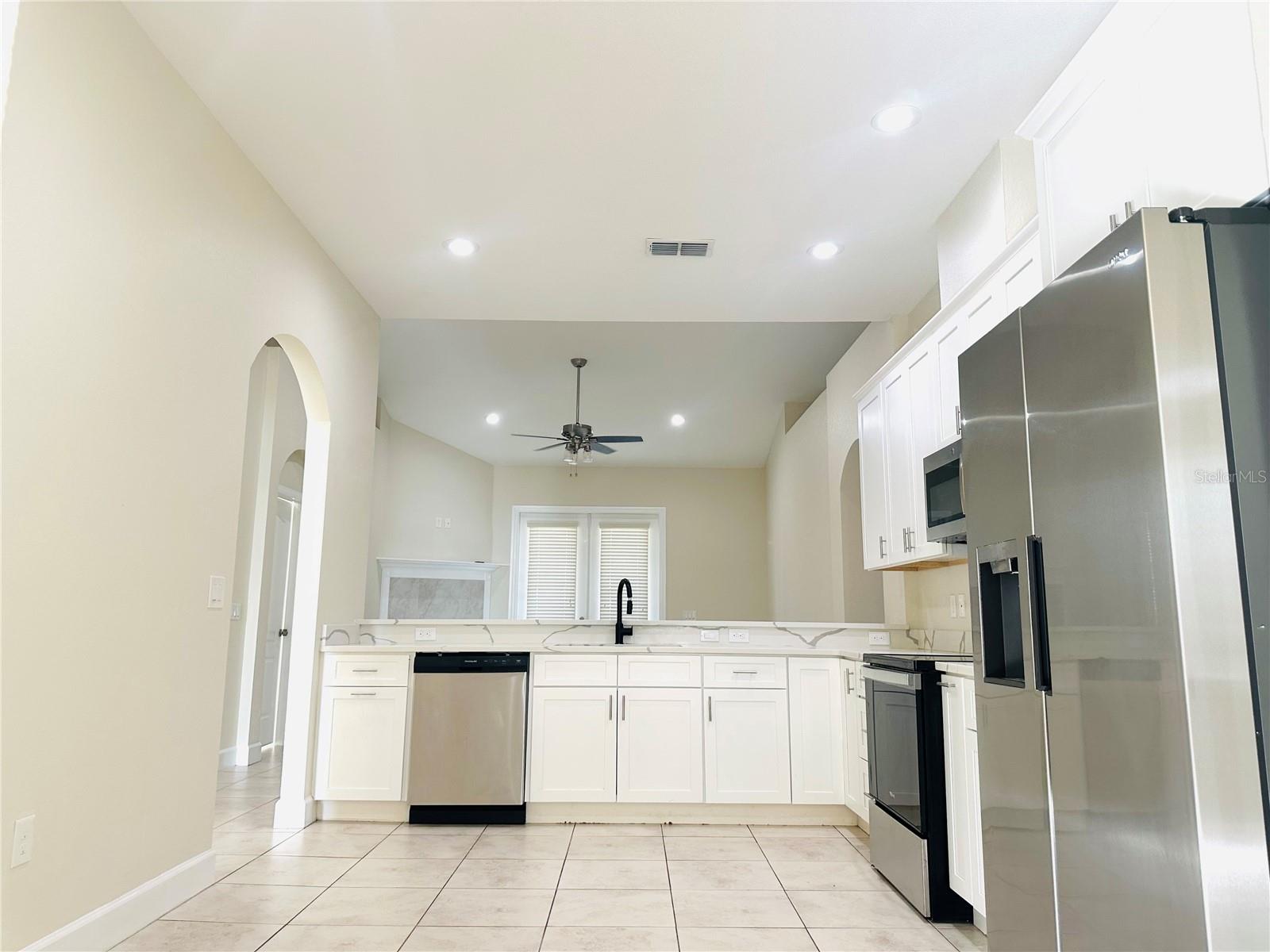 REPLAT OF WOODLAND TERRACE ADD - Residential Lease