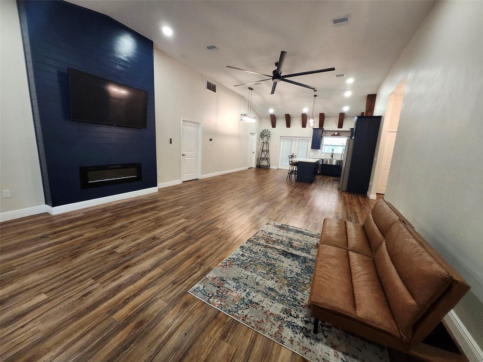 HIGHLANDS - Residential