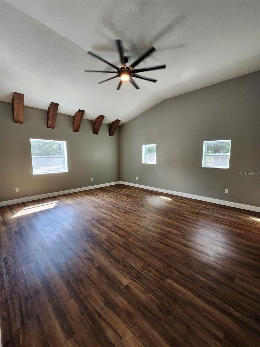 HIGHLANDS - Residential