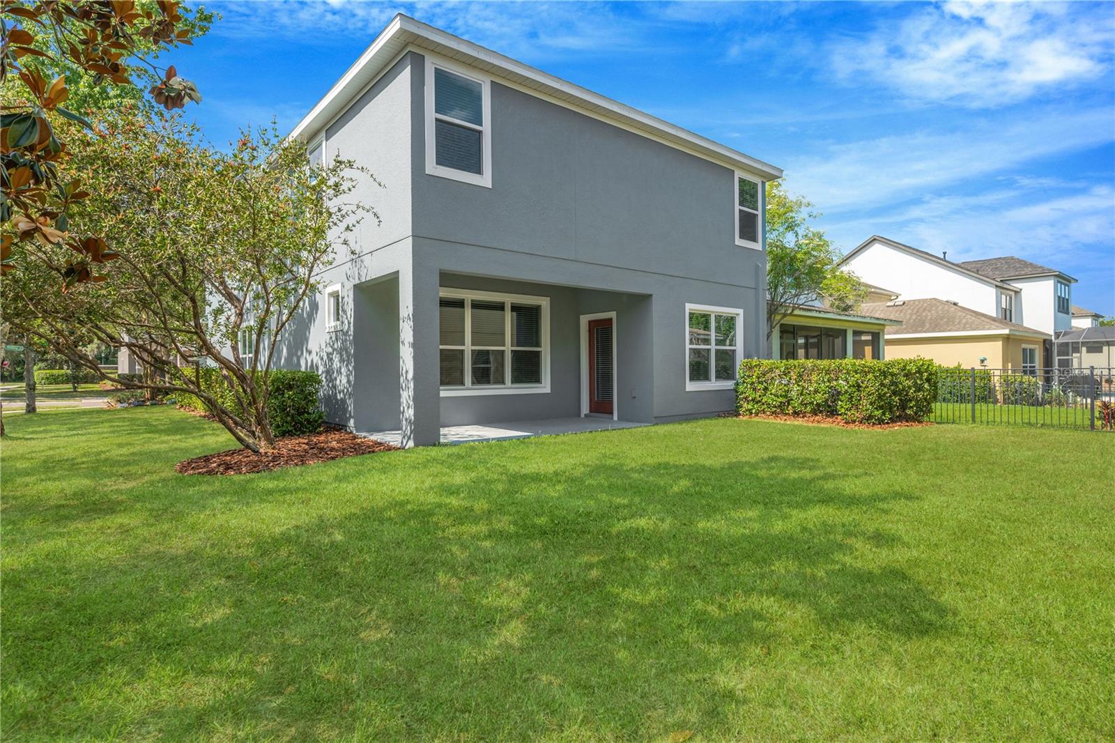 FISHHAWK CHAPMAN CROSSING PHAS - Residential