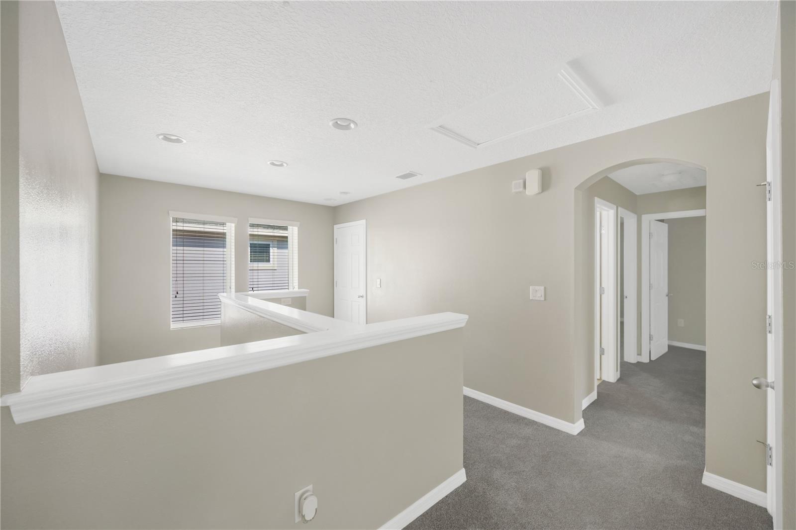 FISHHAWK CHAPMAN CROSSING PHAS - Residential