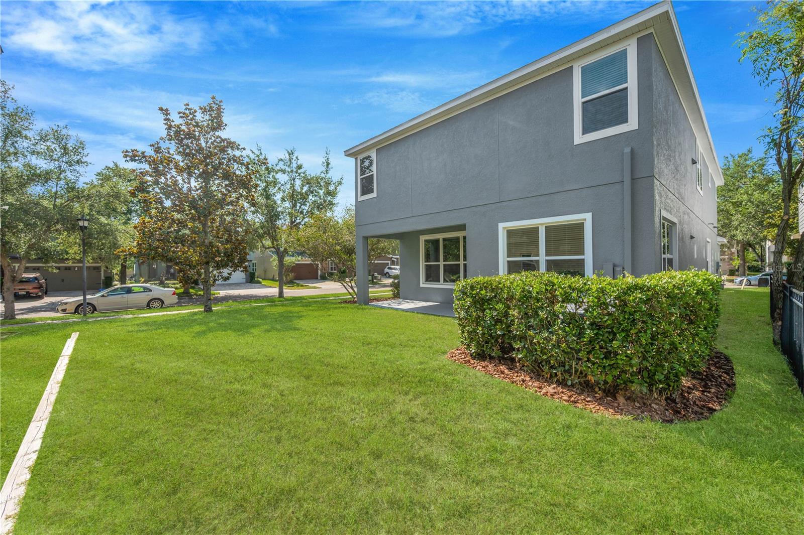 FISHHAWK CHAPMAN CROSSING PHAS - Residential