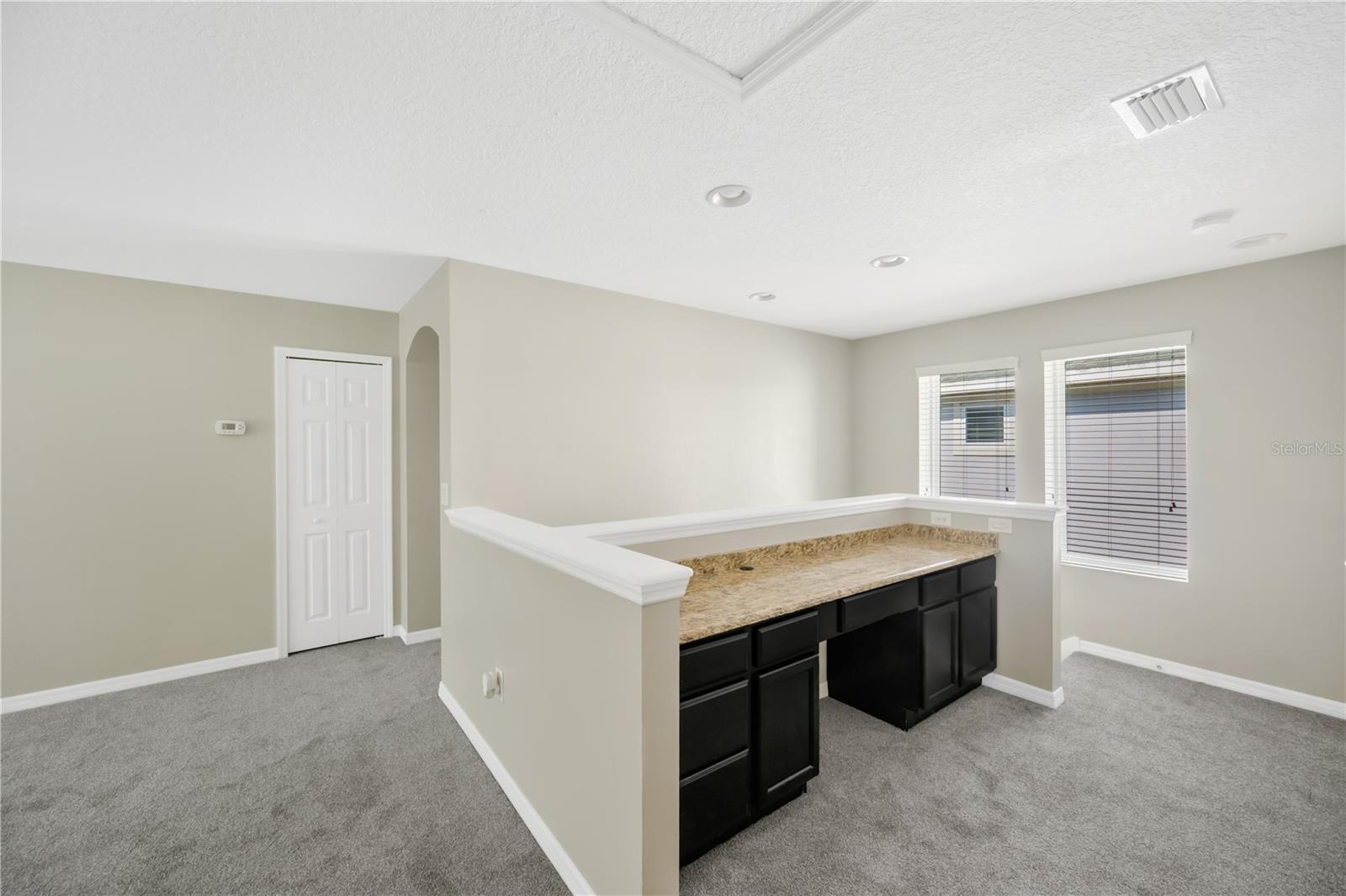 FISHHAWK CHAPMAN CROSSING PHAS - Residential