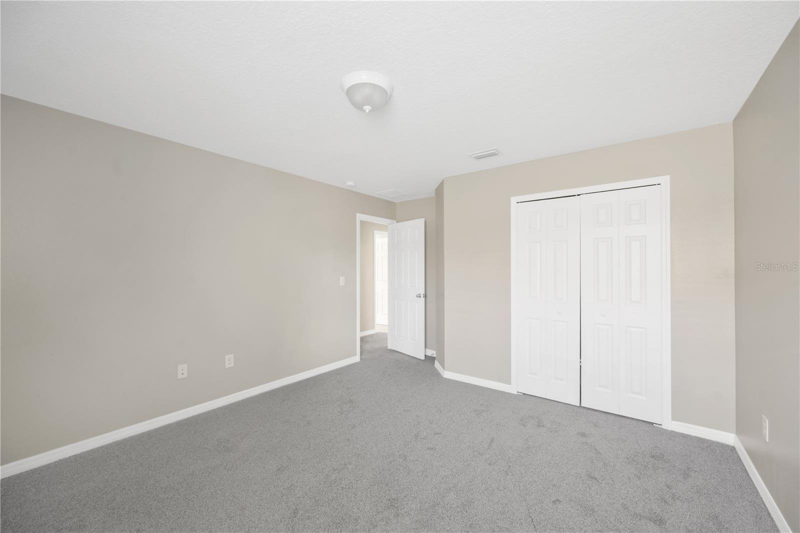 FISHHAWK CHAPMAN CROSSING PHAS - Residential