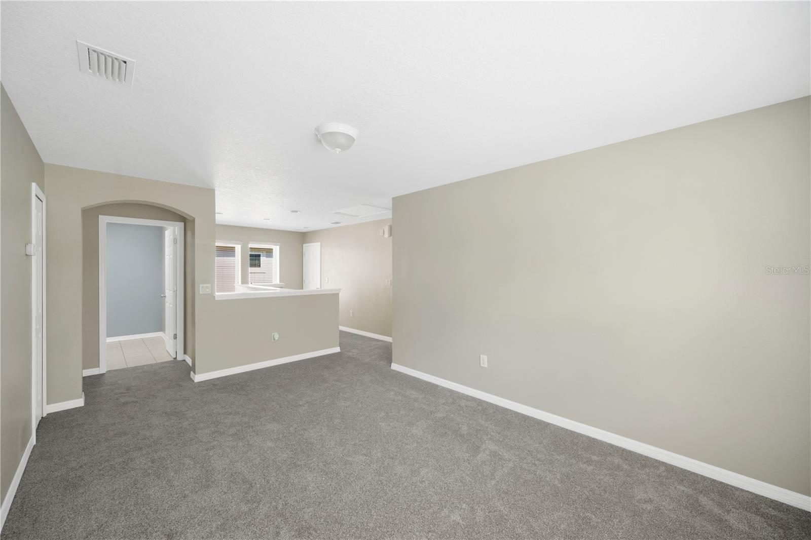 FISHHAWK CHAPMAN CROSSING PHAS - Residential
