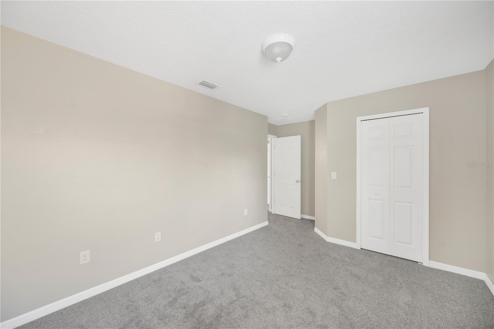 FISHHAWK CHAPMAN CROSSING PHAS - Residential