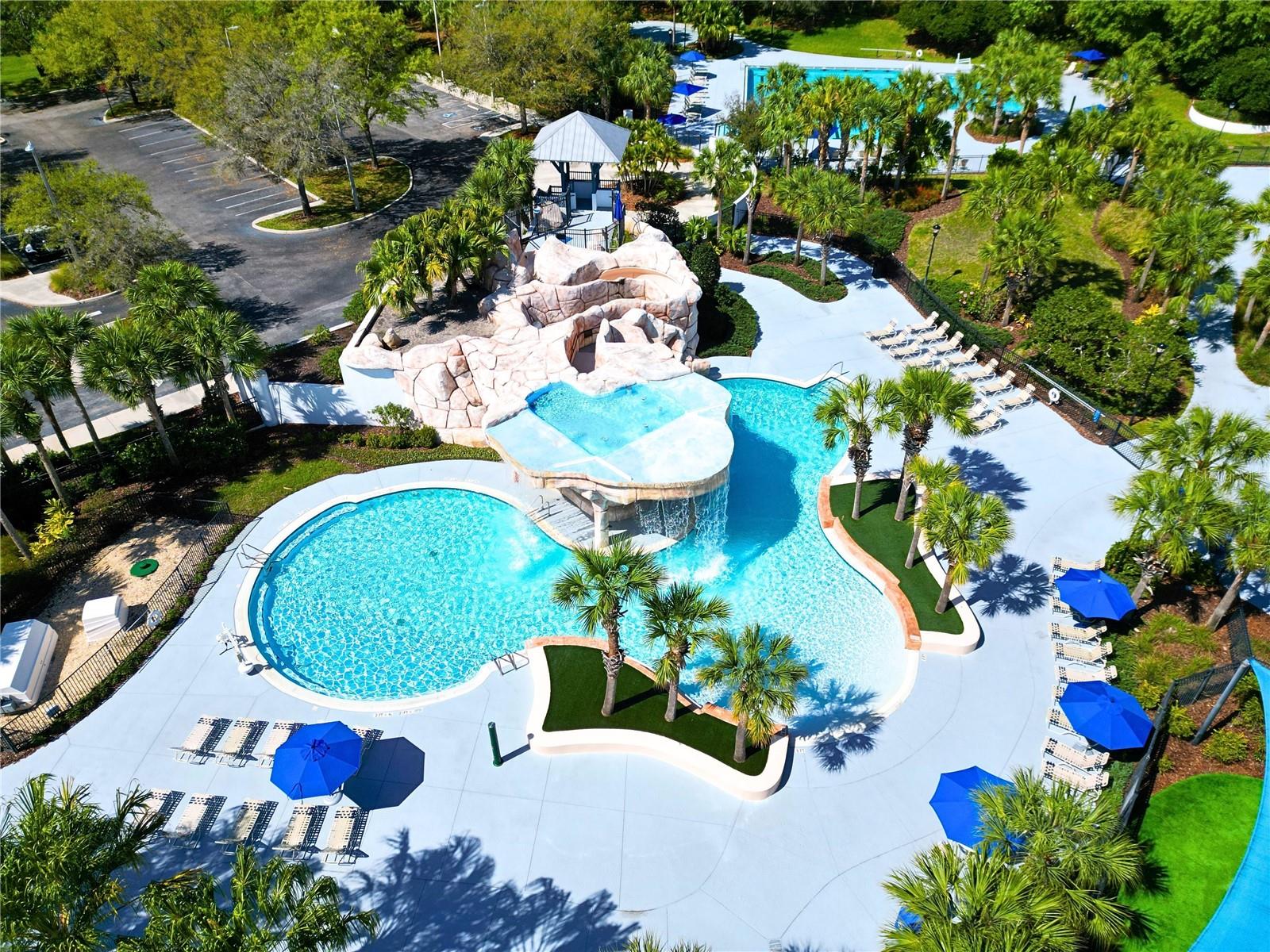 FISHHAWK CHAPMAN CROSSING PHAS - Residential