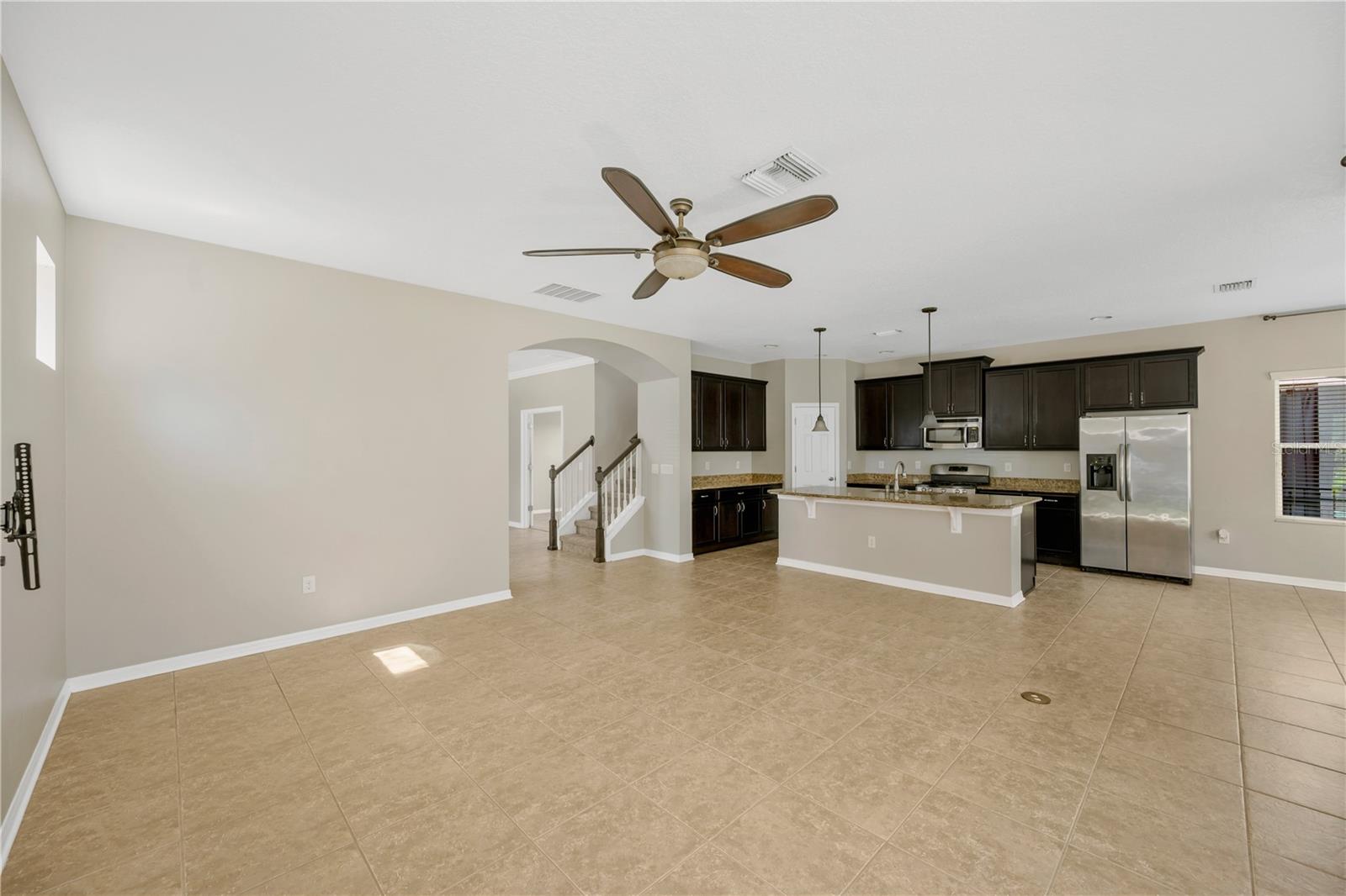 FISHHAWK CHAPMAN CROSSING PHAS - Residential