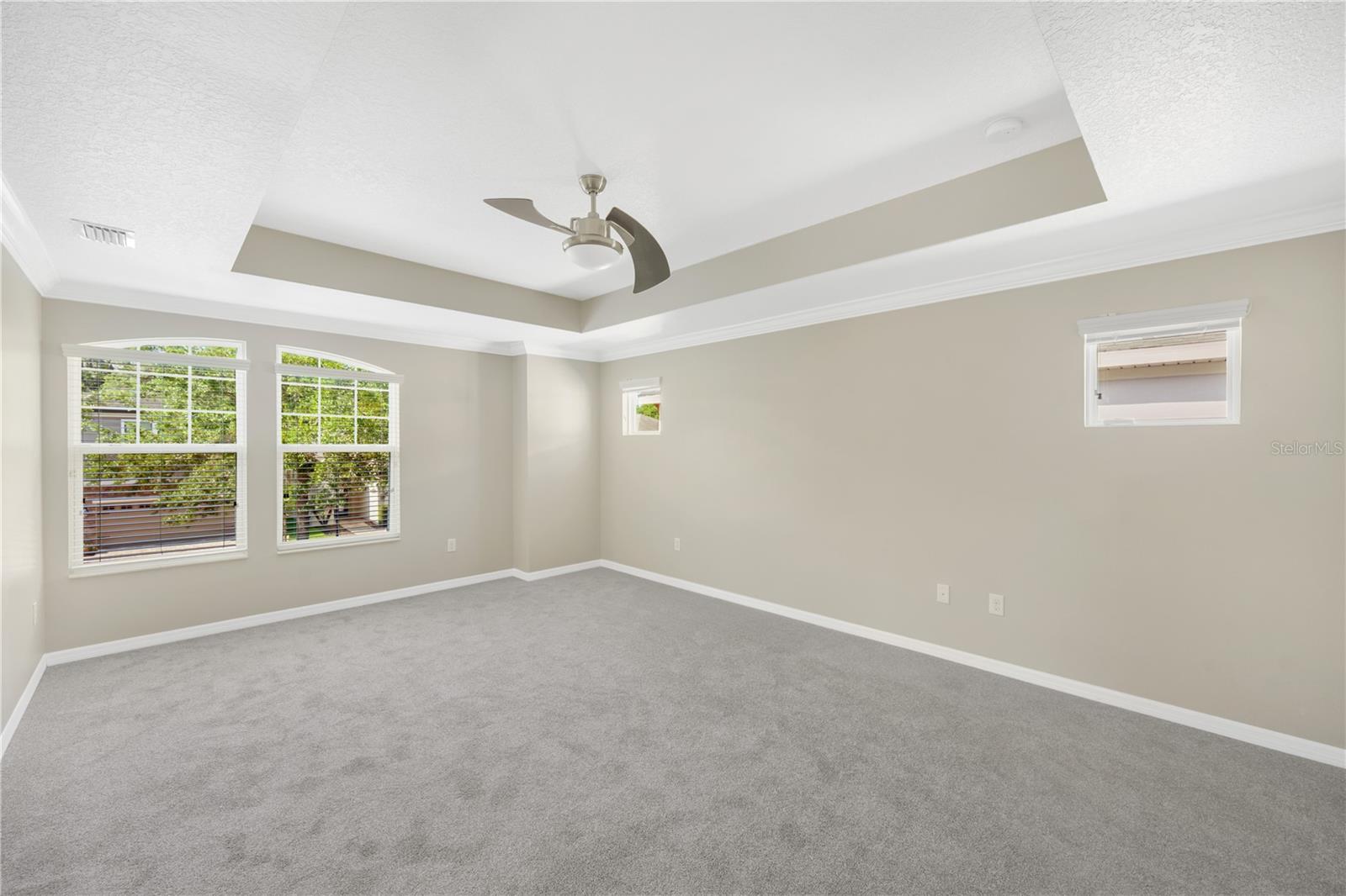 FISHHAWK CHAPMAN CROSSING PHAS - Residential