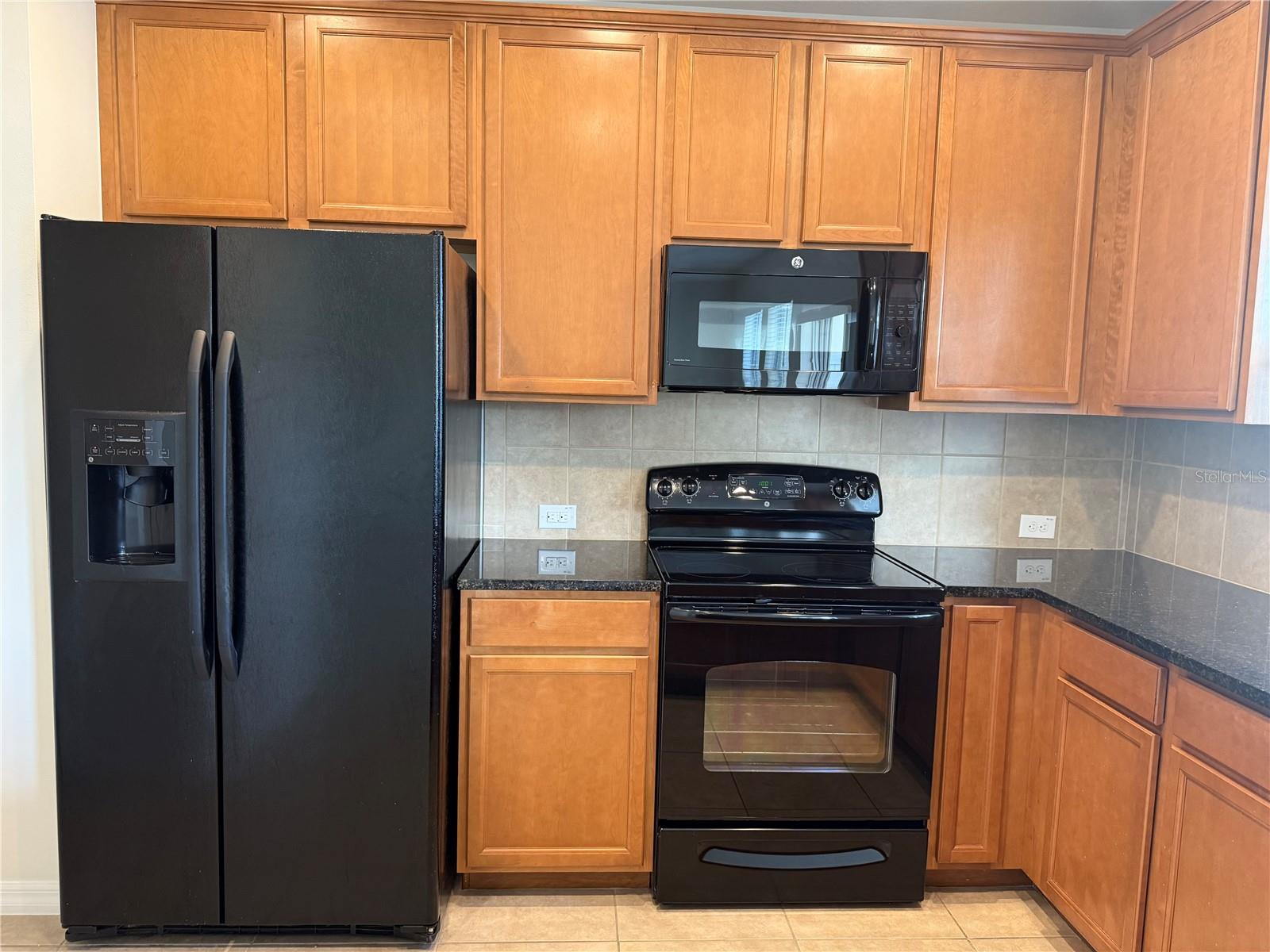 VILLAGES/WESMERE N - Residential Lease