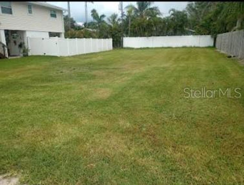 Photo of 2813 Gulf Drive, Holmes Beach, FL 34217 (MLS # A4658156)