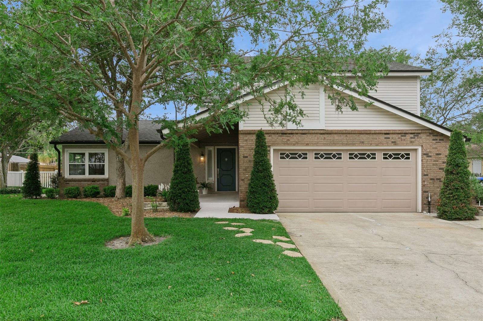 ORANGE BAY - Residential