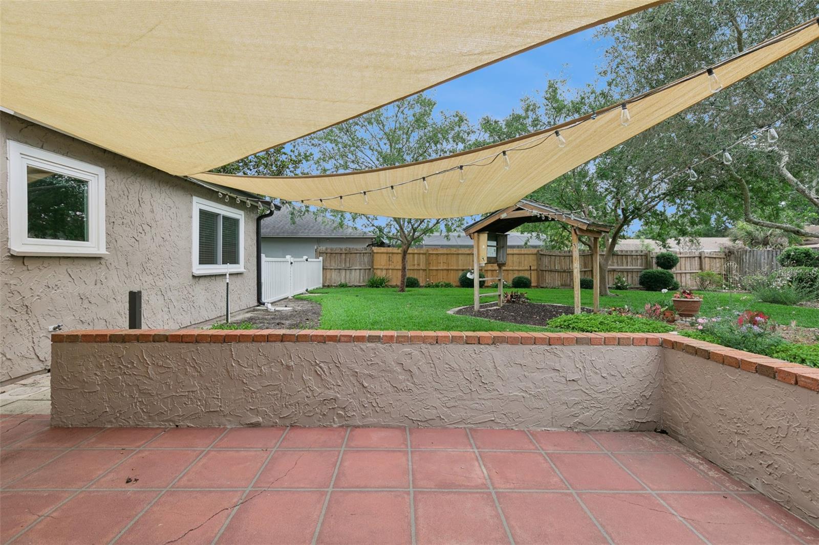 ORANGE BAY - Residential
