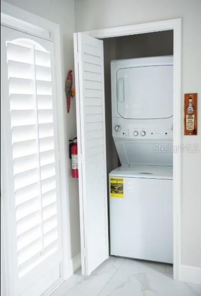 LAKEWOOD TR A - Residential Lease