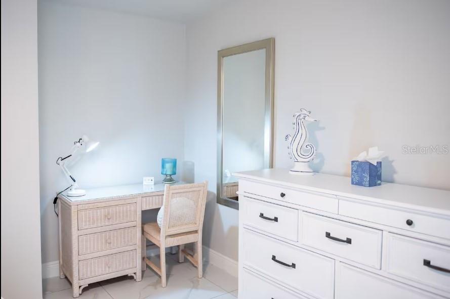 LAKEWOOD TR A - Residential Lease